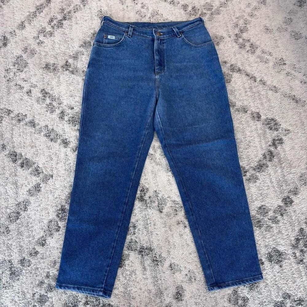 Vintage Lee High Waisted Medium Wash Straight Leg Jeans